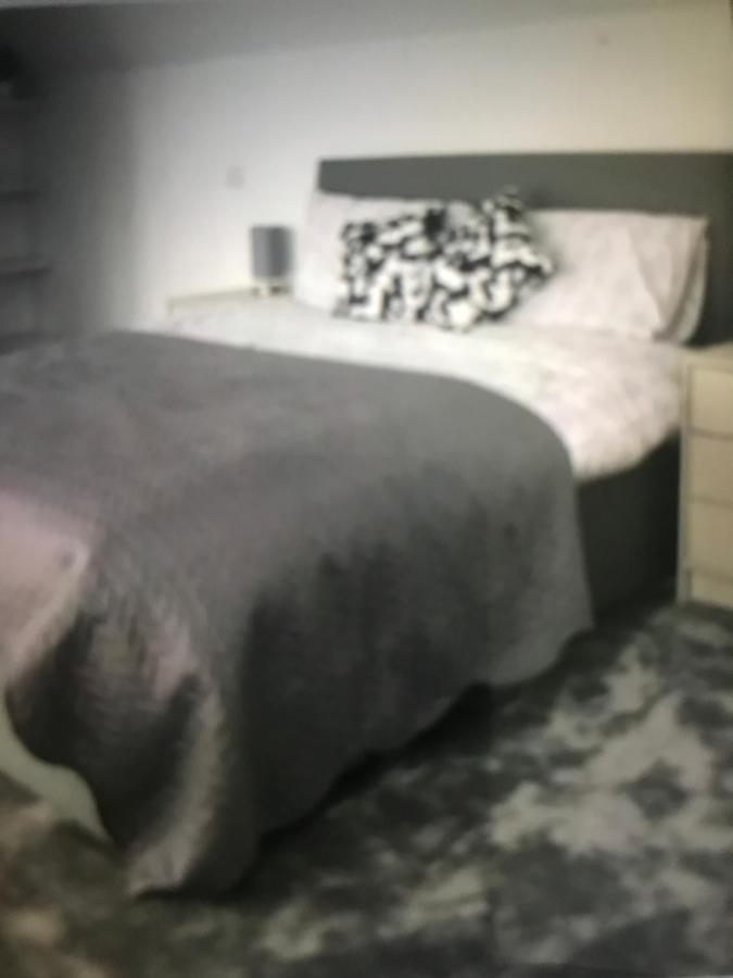 Richmond 4/5 Bed * Twickenham